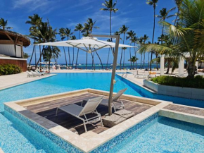 Amazing BeachFront condo Oceanview puntacana 2BR